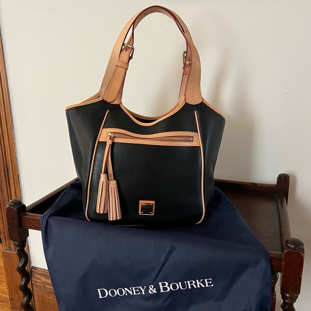 Dooney & Bourke Shoulder Bag